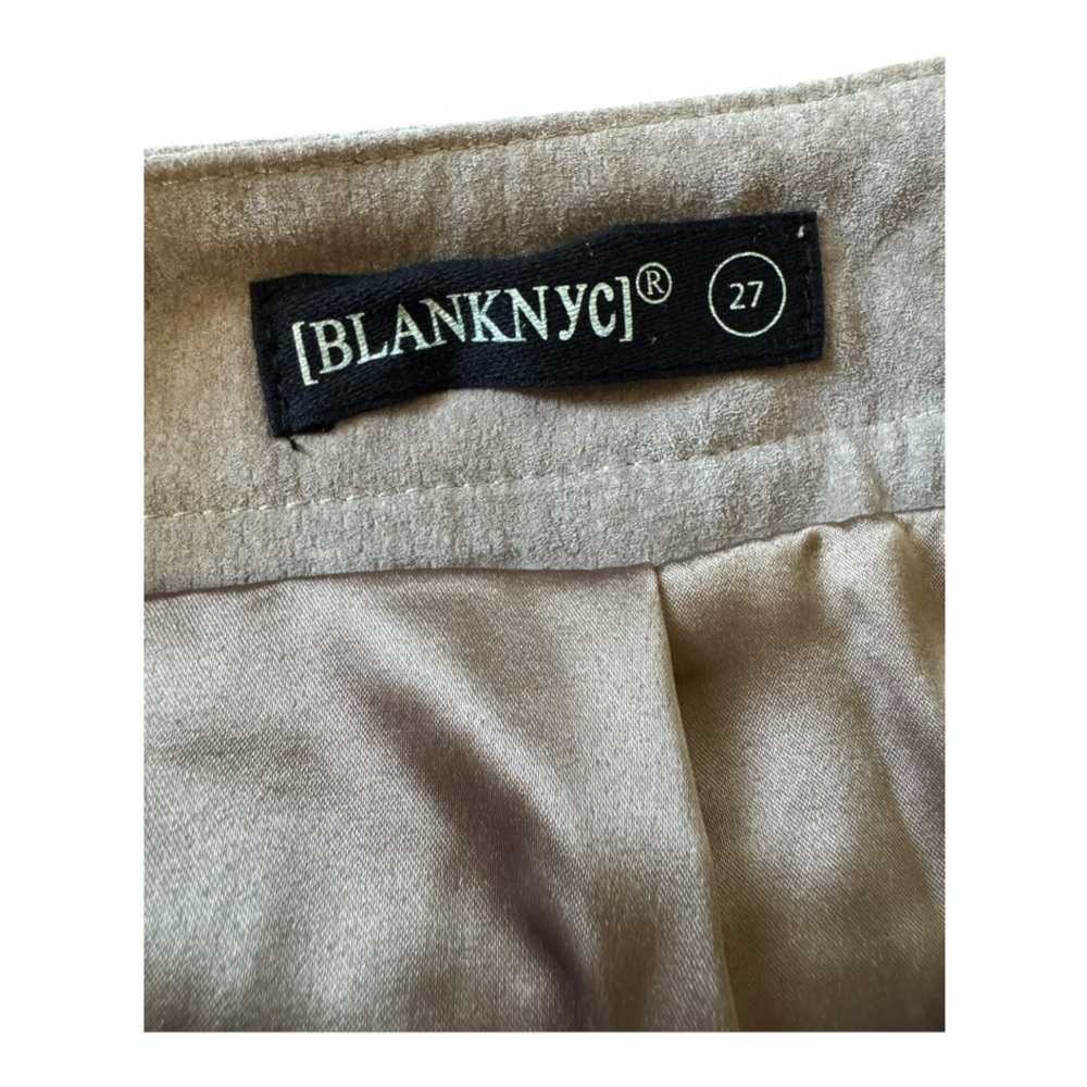 BLANK NYC | NWOT Suede Zippered Mini Skirt in Bare It All, Size 27 - Picture 9 of 15